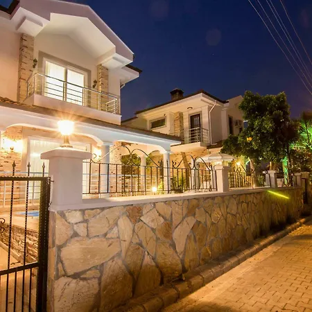 Lighthouse Lilia Βίλα *