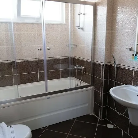 Βίλα Lighthouse Lilia Φετιγιέ