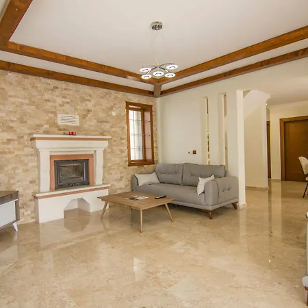 Lighthouse Lilia Villa